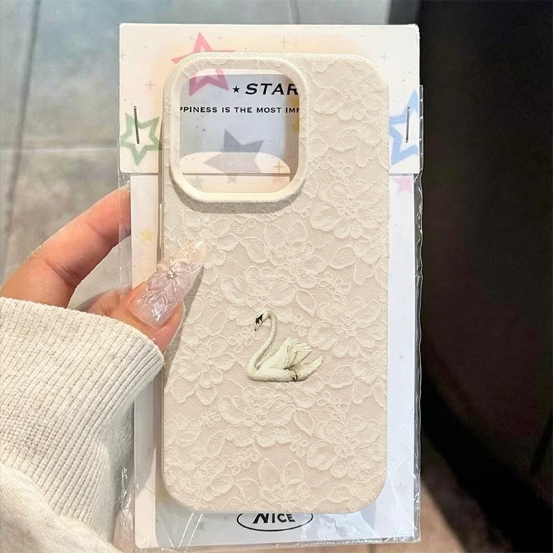 Apple Iphone 15 Pro Max - غطاء هاتف بنمط البجع والدانتيل وملمس