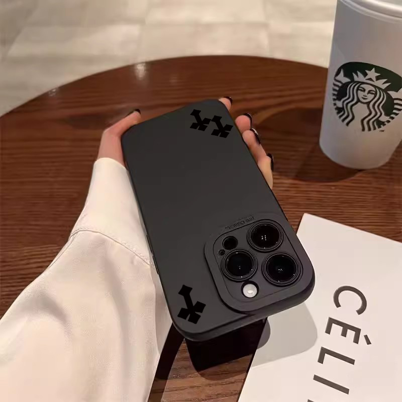 أغطية هواتف بنمط متقاطع بتصميم - مراجعة Samsung Galaxy A55 وسعره